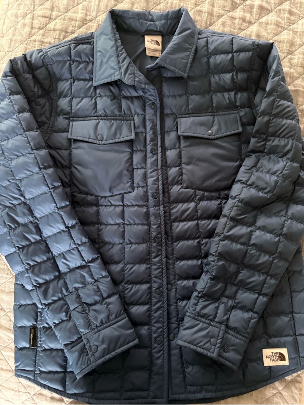 The North Face Men’s Quilted Puffer Shirt Jacket - Navy